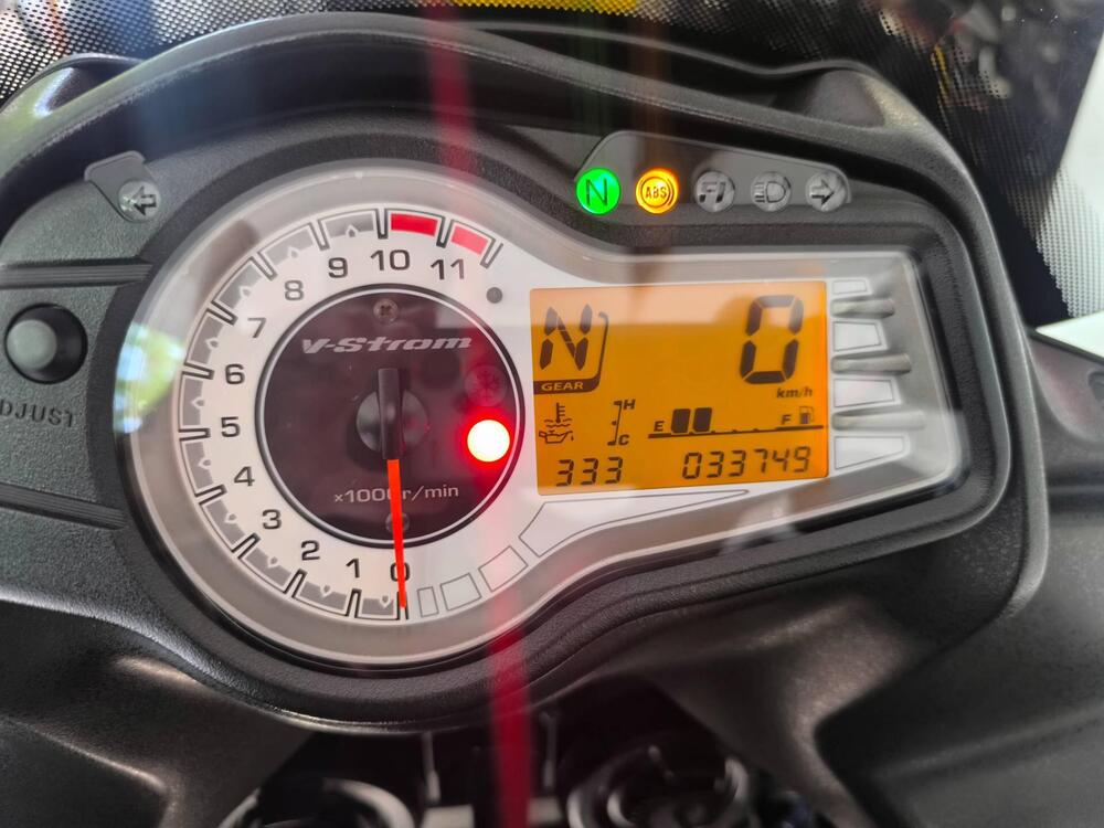 Suzuki V-Strom 650 ABS (2011 - 17) (3)