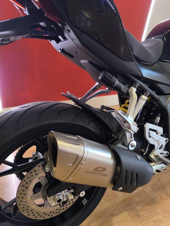 QJ Motor SRK 800 (2025) (5)