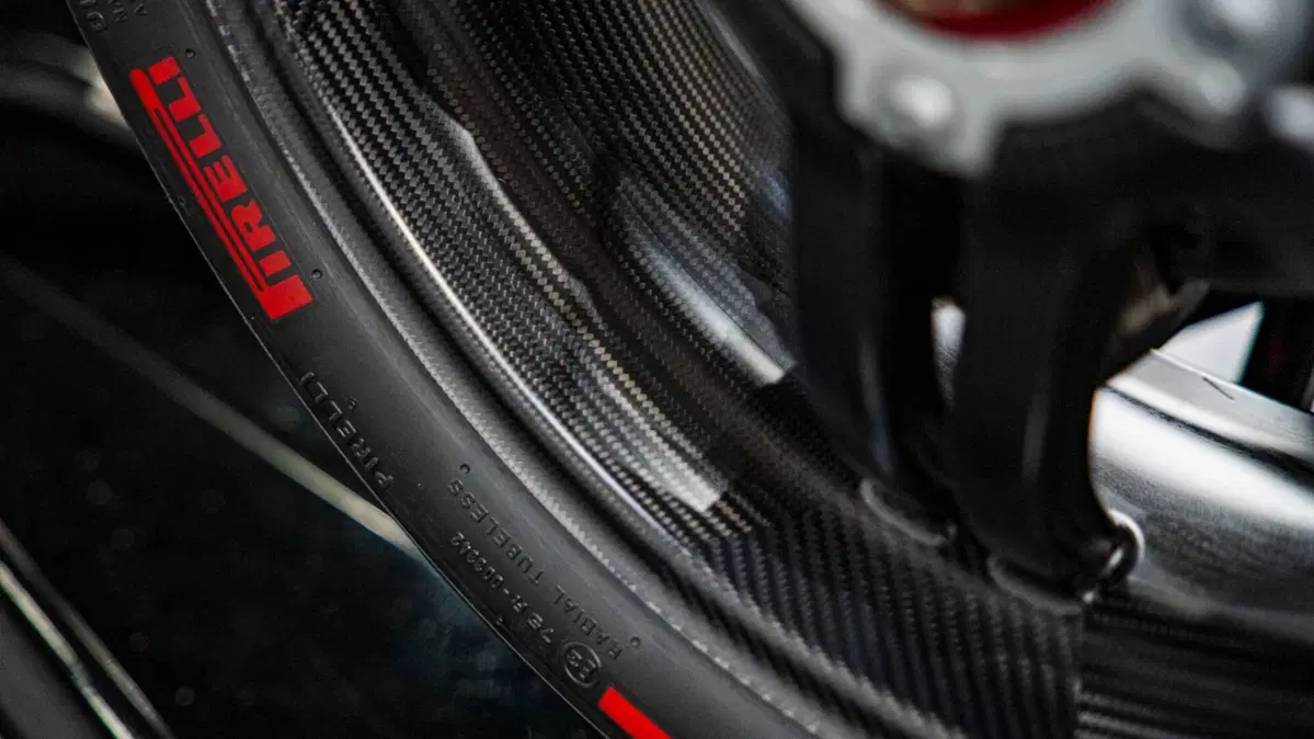 Ducati Superleggera V4 (2021 - 23) (15)