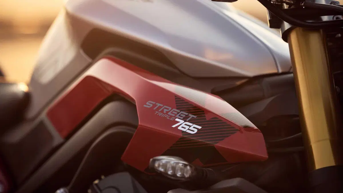 Triumph Street Triple Street Triple 765 RX (2026) (11)