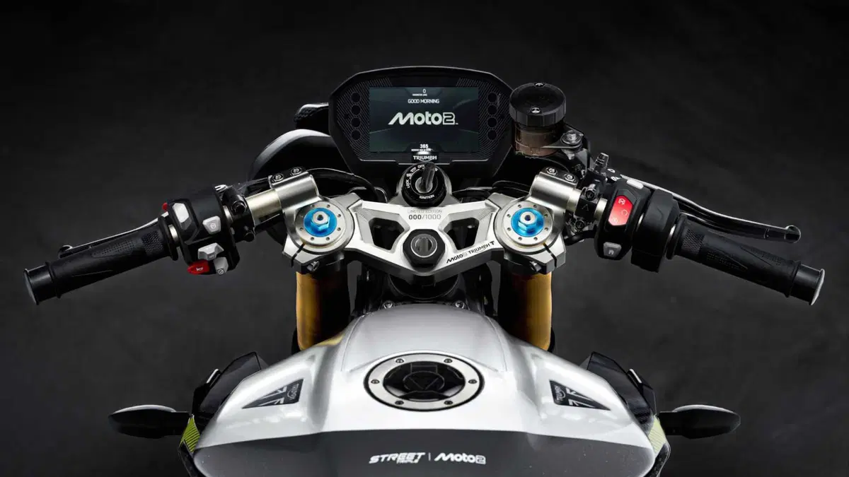 Triumph Street Triple Street Triple 765 Moto2 (2026) (13)
