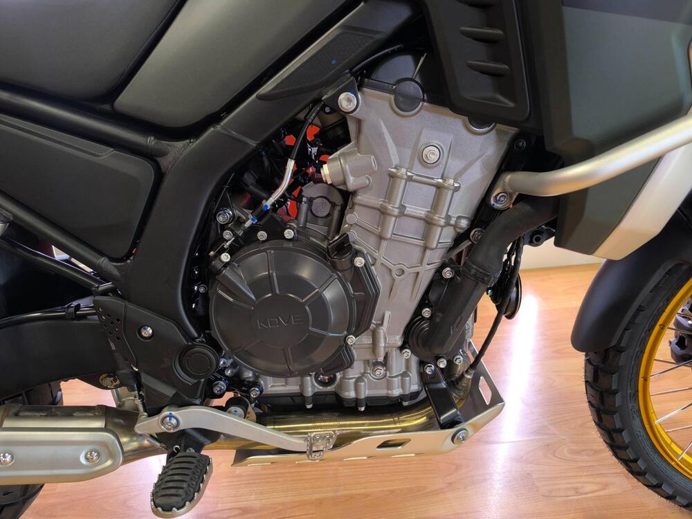 Kove 800X Pro (2024 - 26) (4)