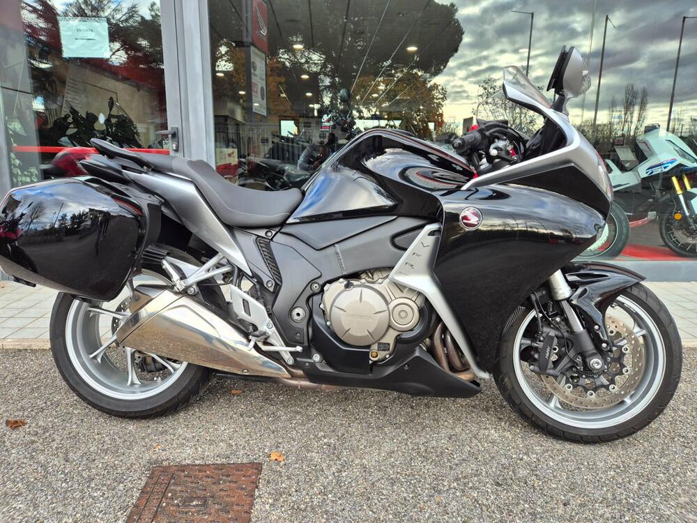 Honda VFR 1200 F ABS (2009 - 16)