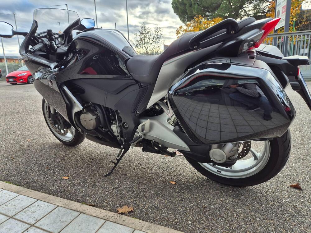 Honda VFR 1200 F ABS (2009 - 16) (3)