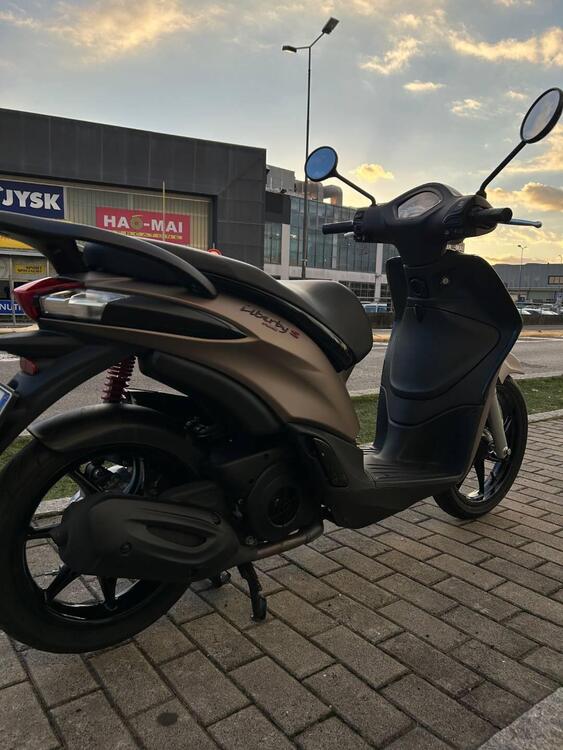 Piaggio Liberty 125 3V S ABS (2021 - 24) (4)