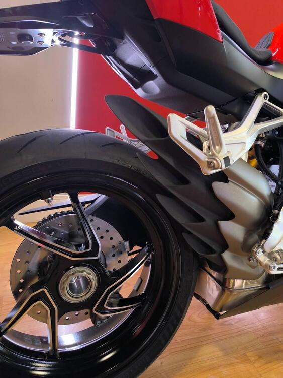 QJ Motor SRK 921 RR (2025) (4)