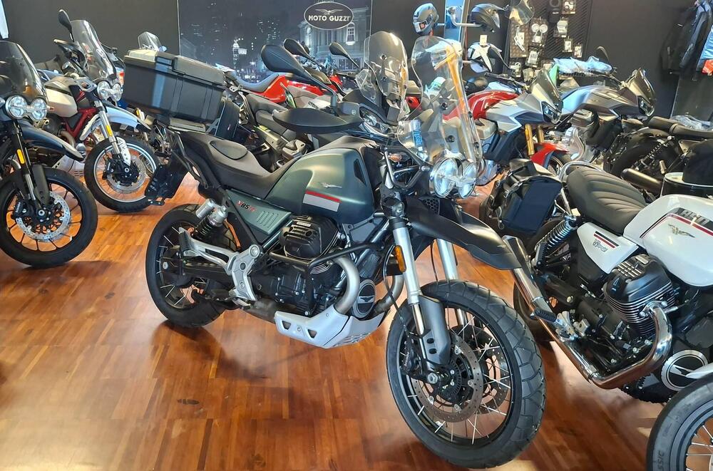 Moto Guzzi V85 TT (2021 - 23)