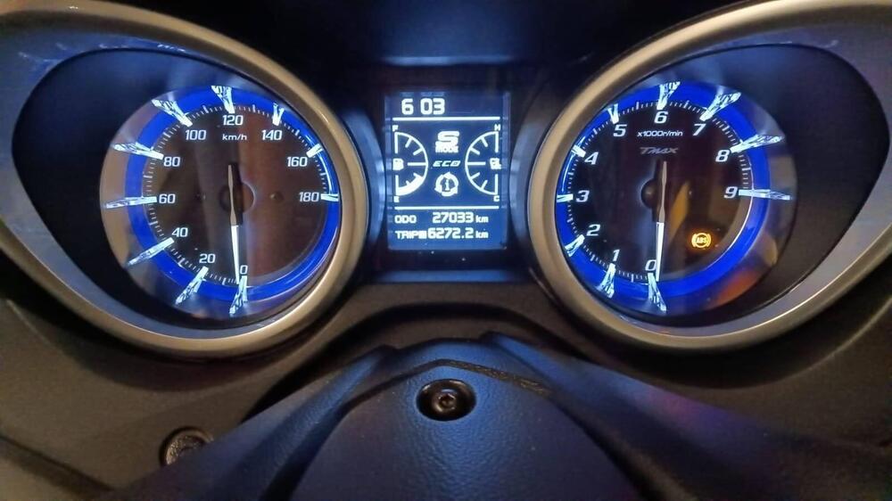 Yamaha T-Max 530 SX Sport Edition (2018 - 19) (3)