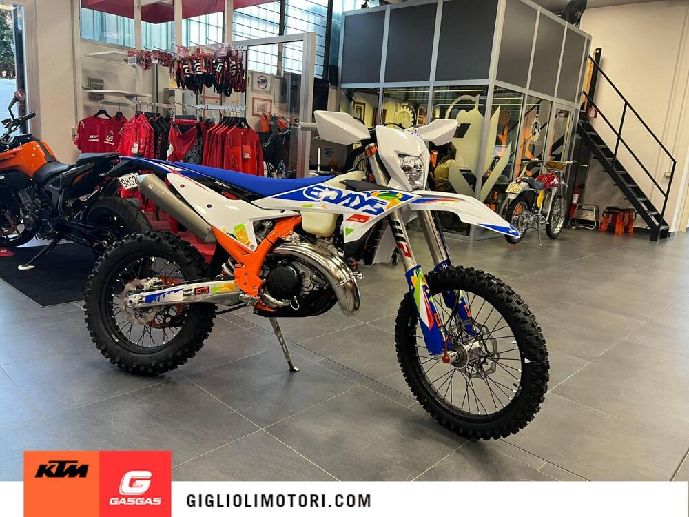 KTM 300 EXC 6Days (2026) (2)