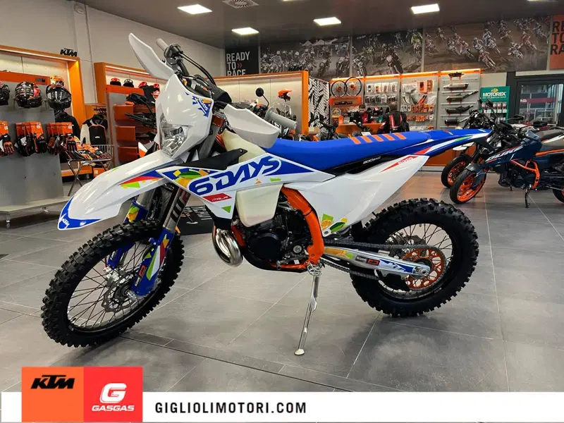 KTM 300 EXC 6Days (2026) (6)
