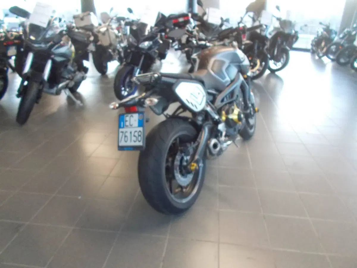 Yamaha MT-09 Sport Tracker ABS (2014 - 16) (2)