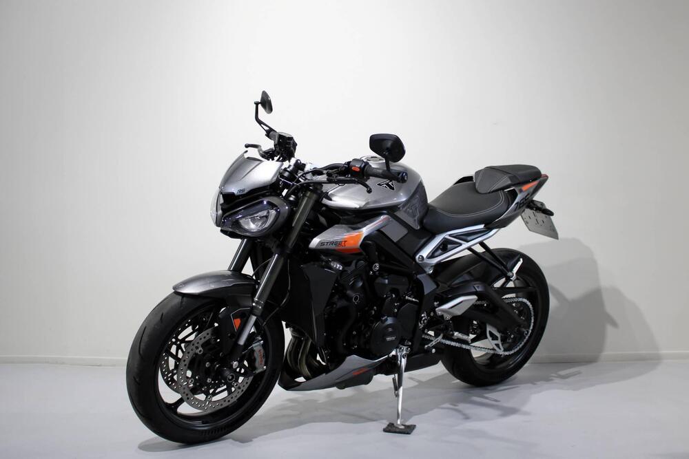 Triumph Street Triple 765 RS (2023 - 25) (3)