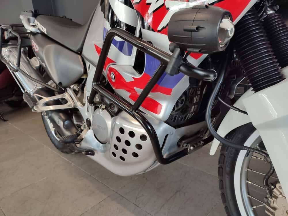 Honda Africa Twin XRV 750 (1996 - 02) (4)