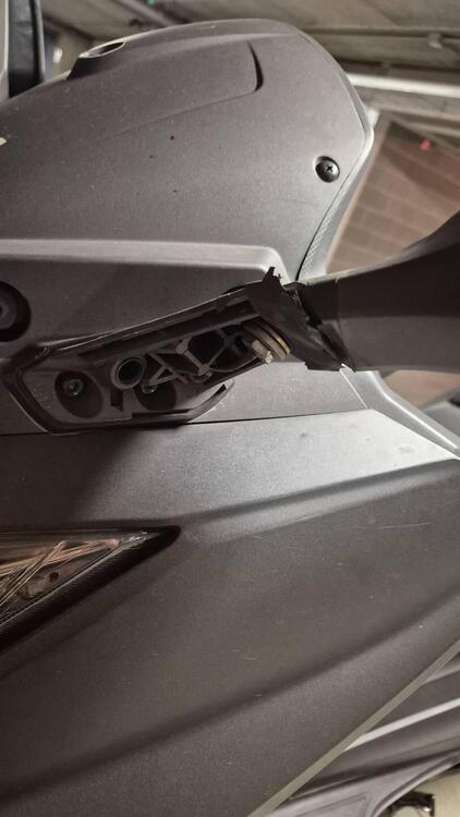 Sym Joymax 300 i (2012 - 16) (5)