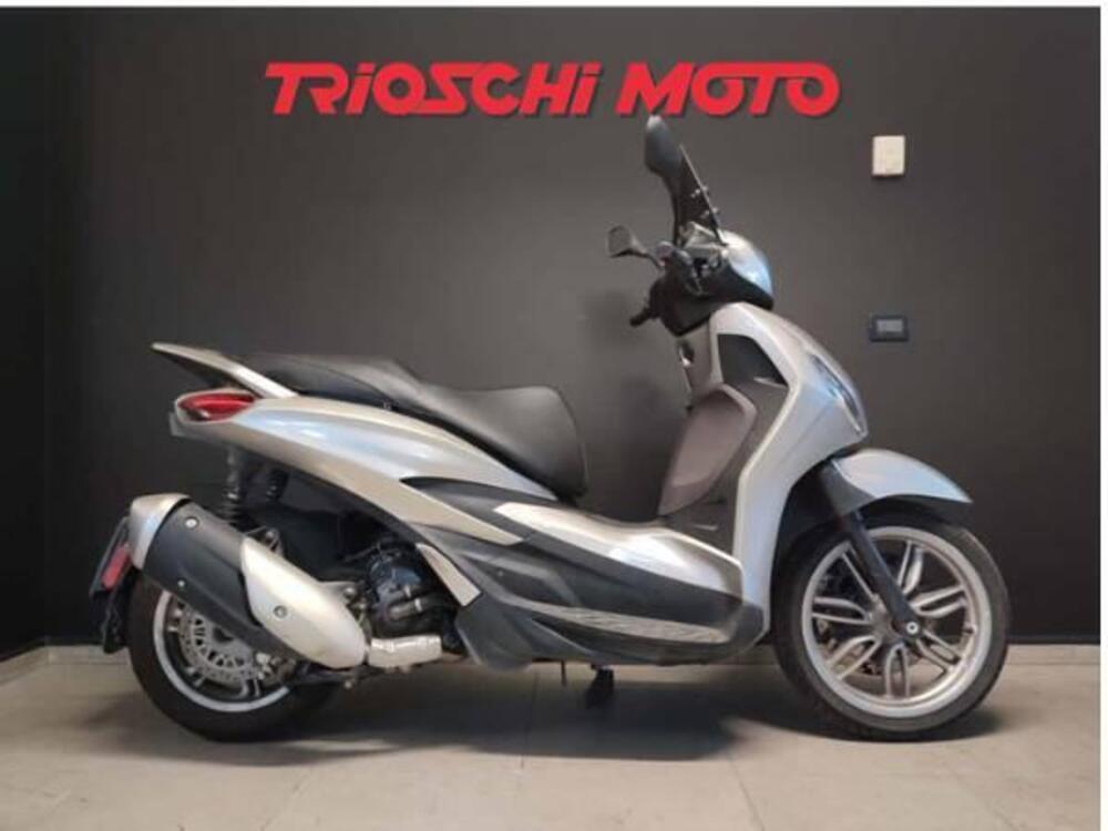 Piaggio Beverly 300 Hpe (2021)