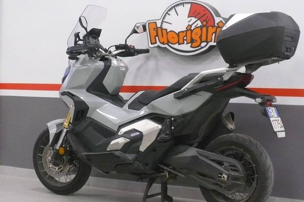 Honda X-ADV 750 DCT Travel (2021 - 24) (3)