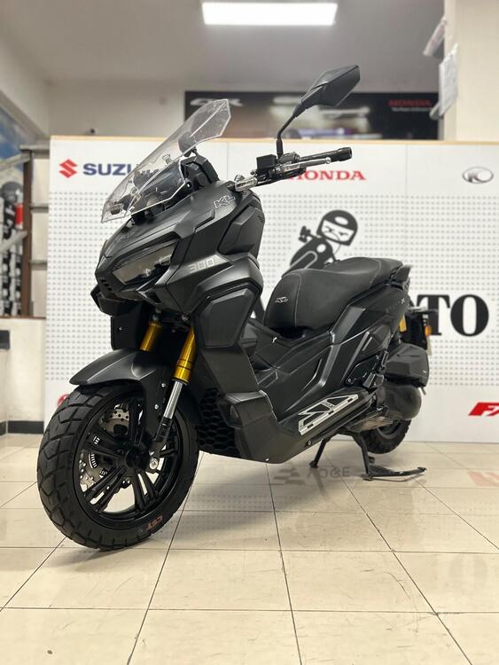 Kl Brera X 300 (2022 - 24) (3)