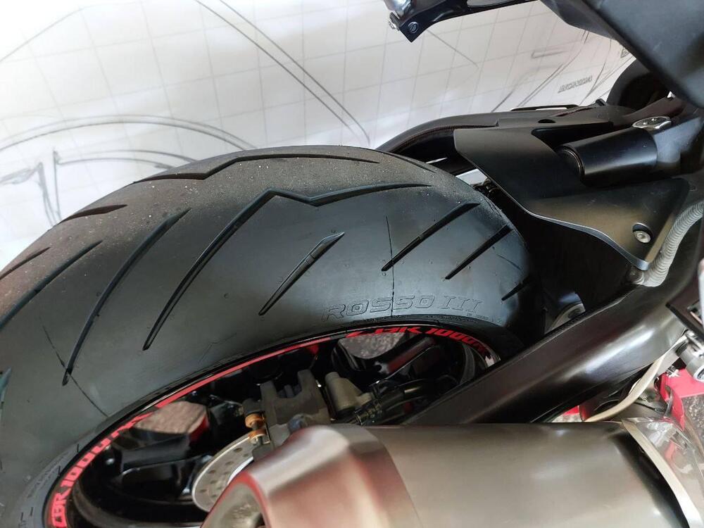 Honda CBR 1000 RR Fireblade (2017 - 19) (4)