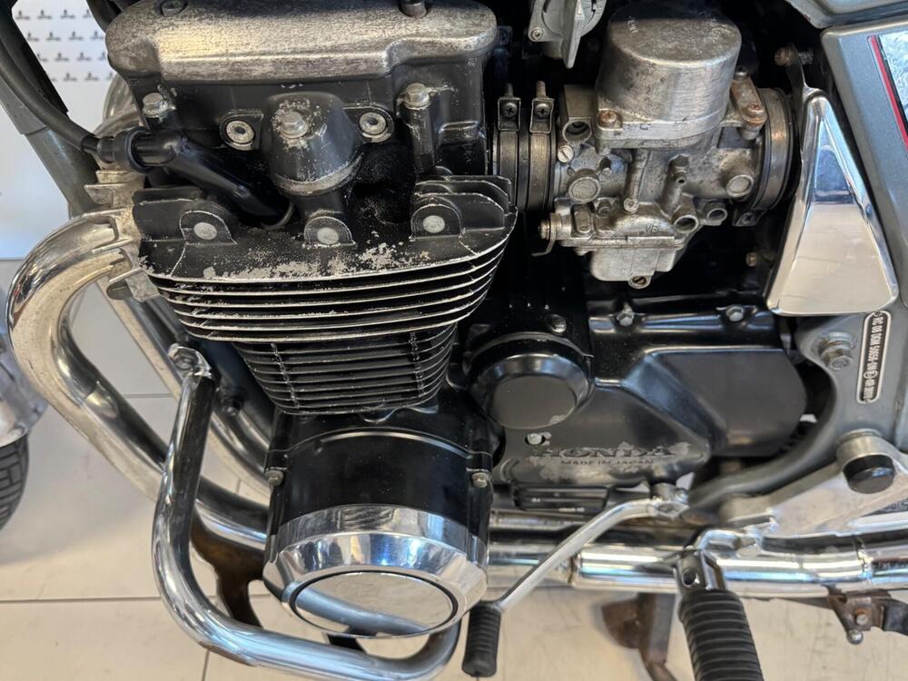 Honda CB 650 Custom  (5)