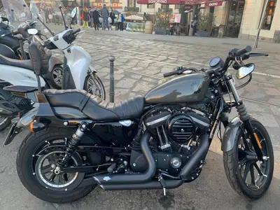 Harley-Davidson 883 Iron (2017 - 20) - XL 883N usata