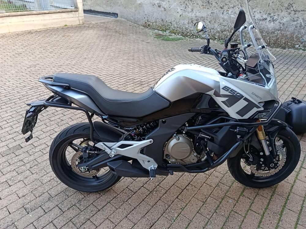 CFMOTO 650MT (2021 - 24) (2)