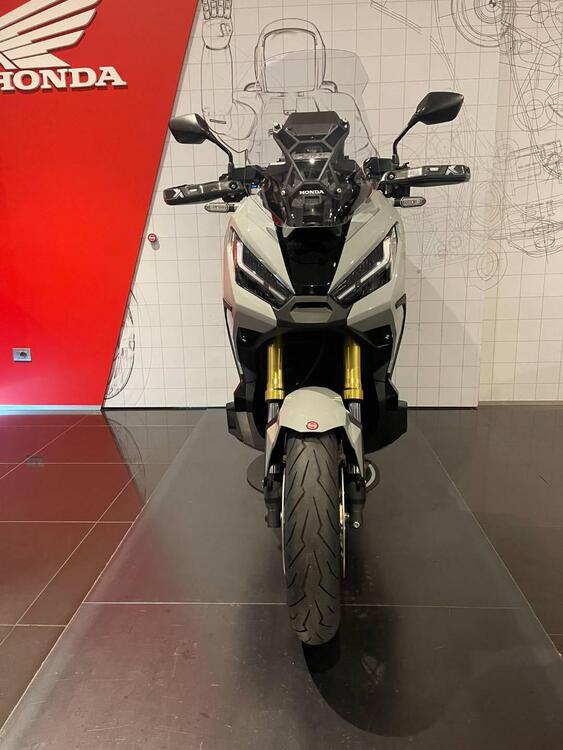 Honda X-ADV 750 DCT (2021 - 24) (4)
