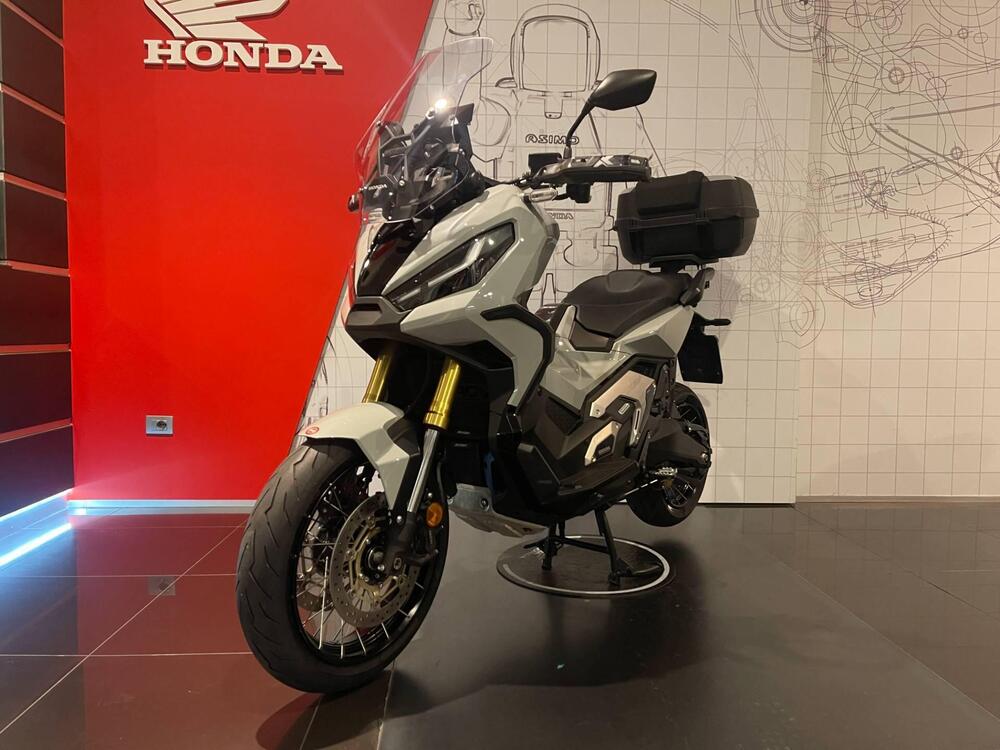 Honda X-ADV 750 DCT (2021 - 24) (5)