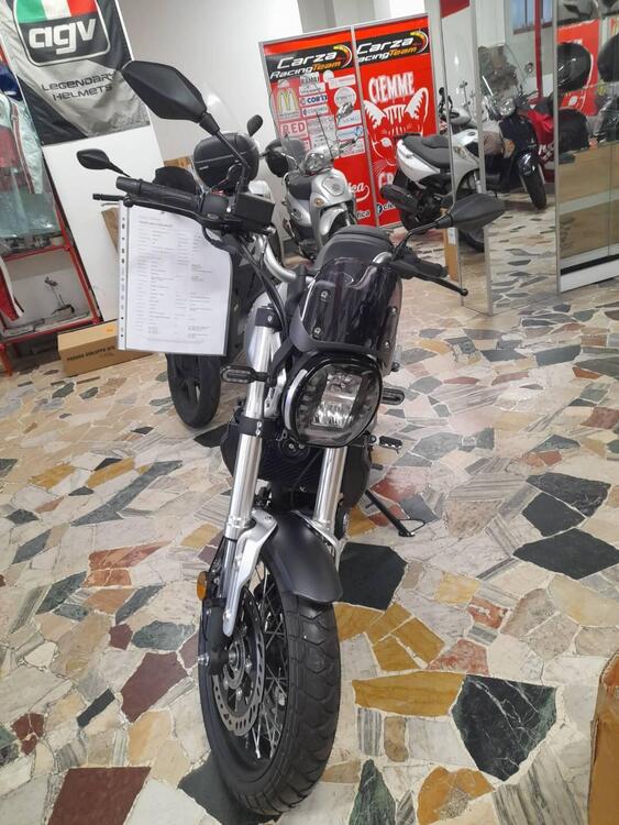 Voge Trofeo 300ACX Scrambler (2021 - 25) (2)