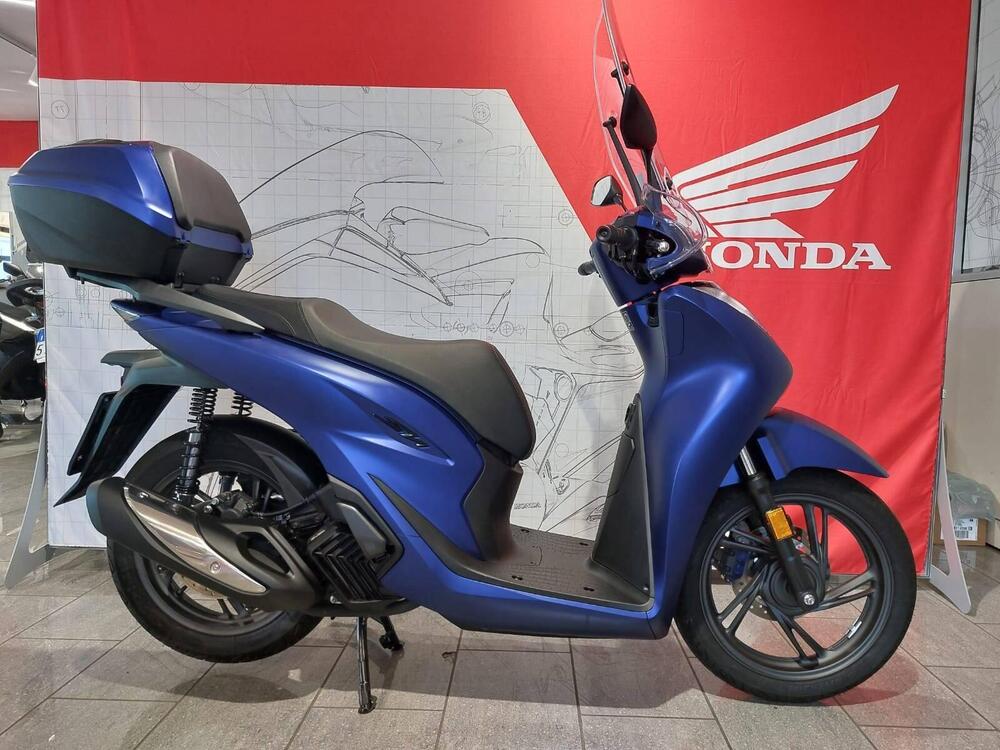 Honda SH 125i (2024 - 25) (2)