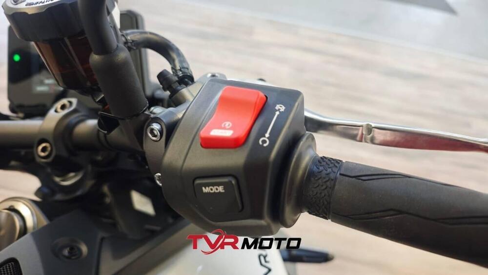 Yamaha MT-09 SP (2024 - 25) (5)