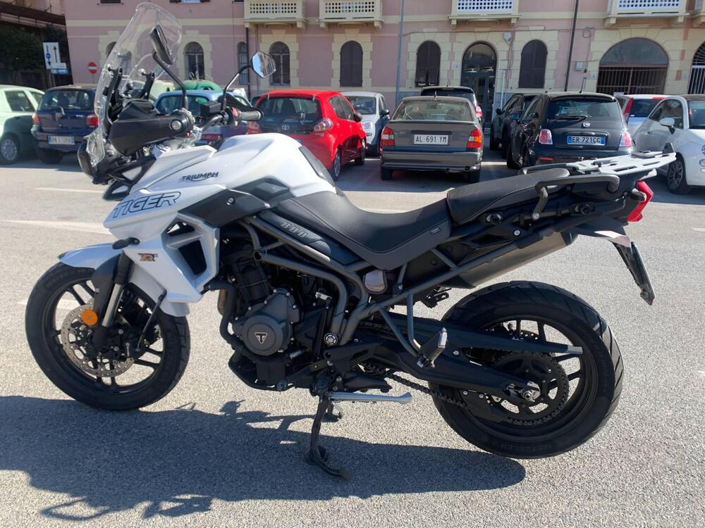 Triumph Tiger 800 XRx (2018 - 20) (2)