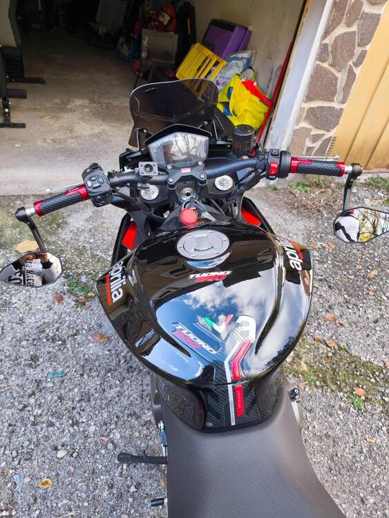 Aprilia Tuono 660 Factory (2022 - 24) (3)