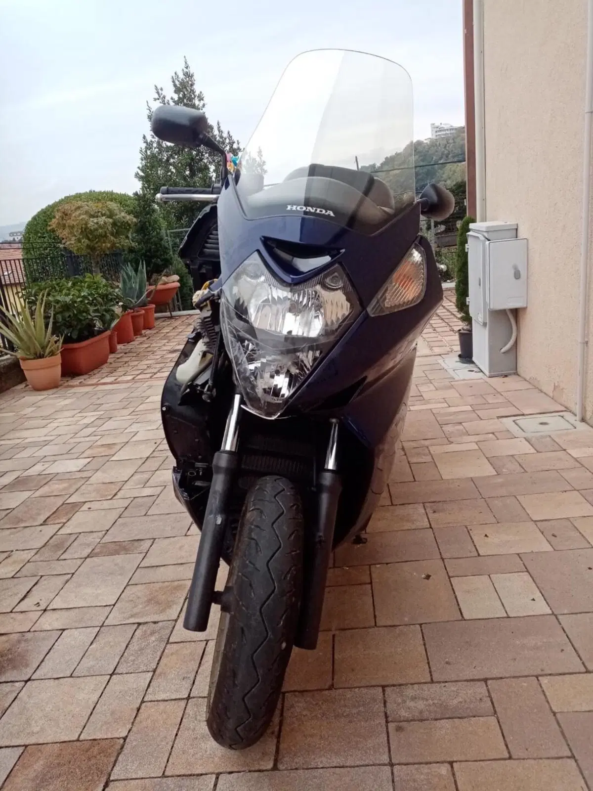 Honda Silver Wing 400 (2006 - 09) (2)