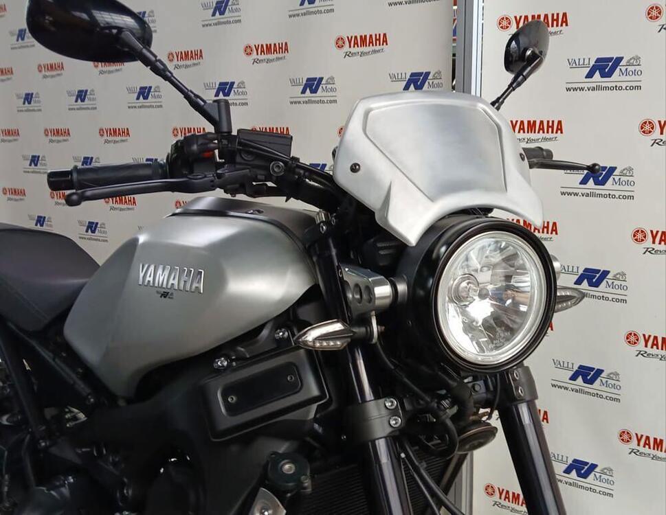 Yamaha XSR 900 ABS (2016 - 20) (3)