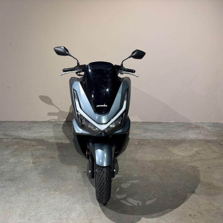 Honda PCX 125 (2025) (5)