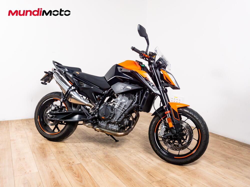 KTM 890 Duke L (2021) (2)