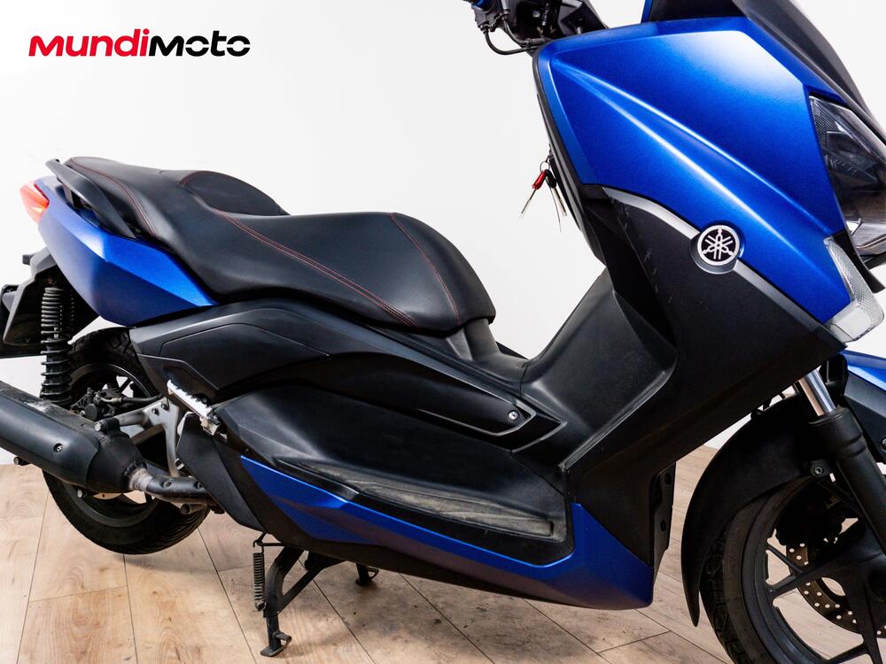 Yamaha X-Max 250 Iron Max ABS (2016) (5)