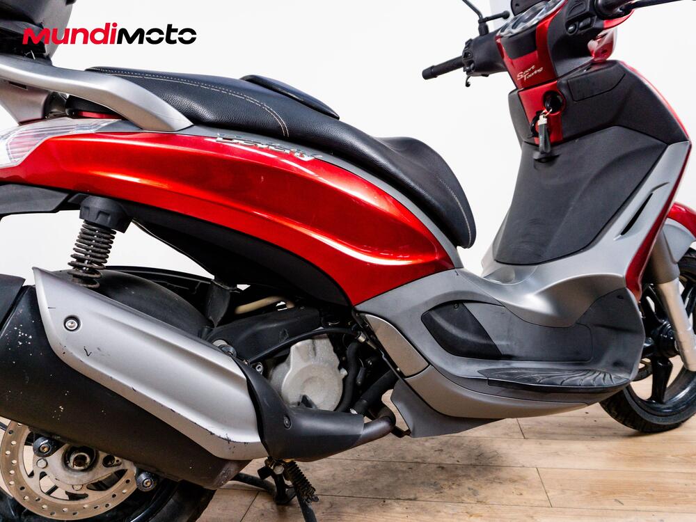 Piaggio Beverly 350 SportTouring ie (2011 - 15) (4)