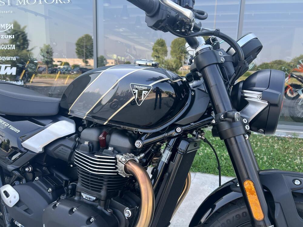 Triumph Speed Twin 900 (2025) (2)