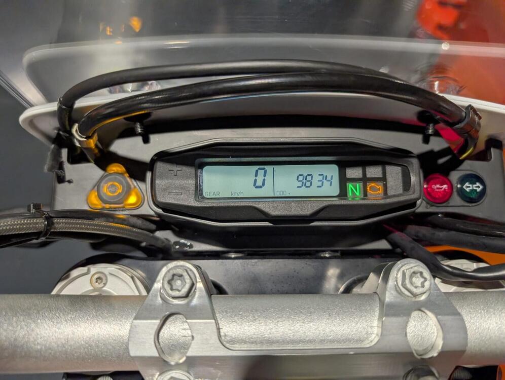 Husqvarna 701 Enduro (2023 - 25) (3)