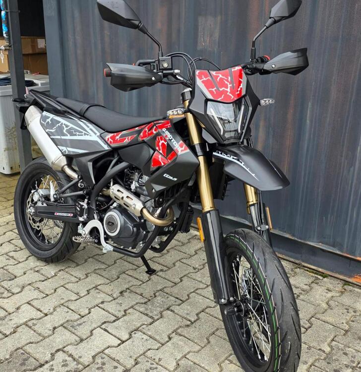 QJ Motor COV 125 (2025) (3)