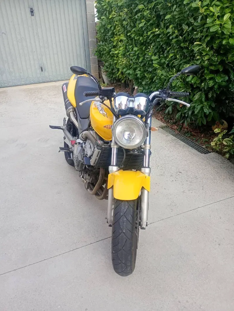 Honda Hornet 600 (2000 - 02) (3)