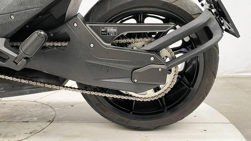 Benda Motorcycles LFC 700 (2024 - 25) (5)