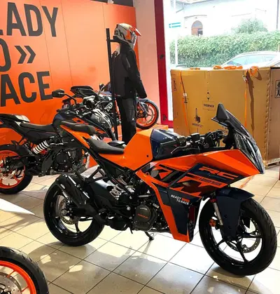 KTM RC 125 (2022 - 26) nuova