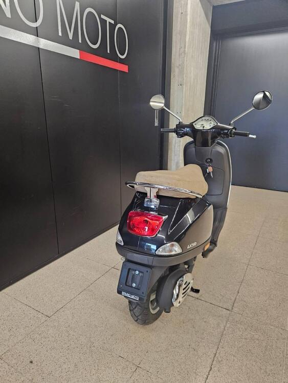 Vespa LX 50 (2005 - 08) (3)