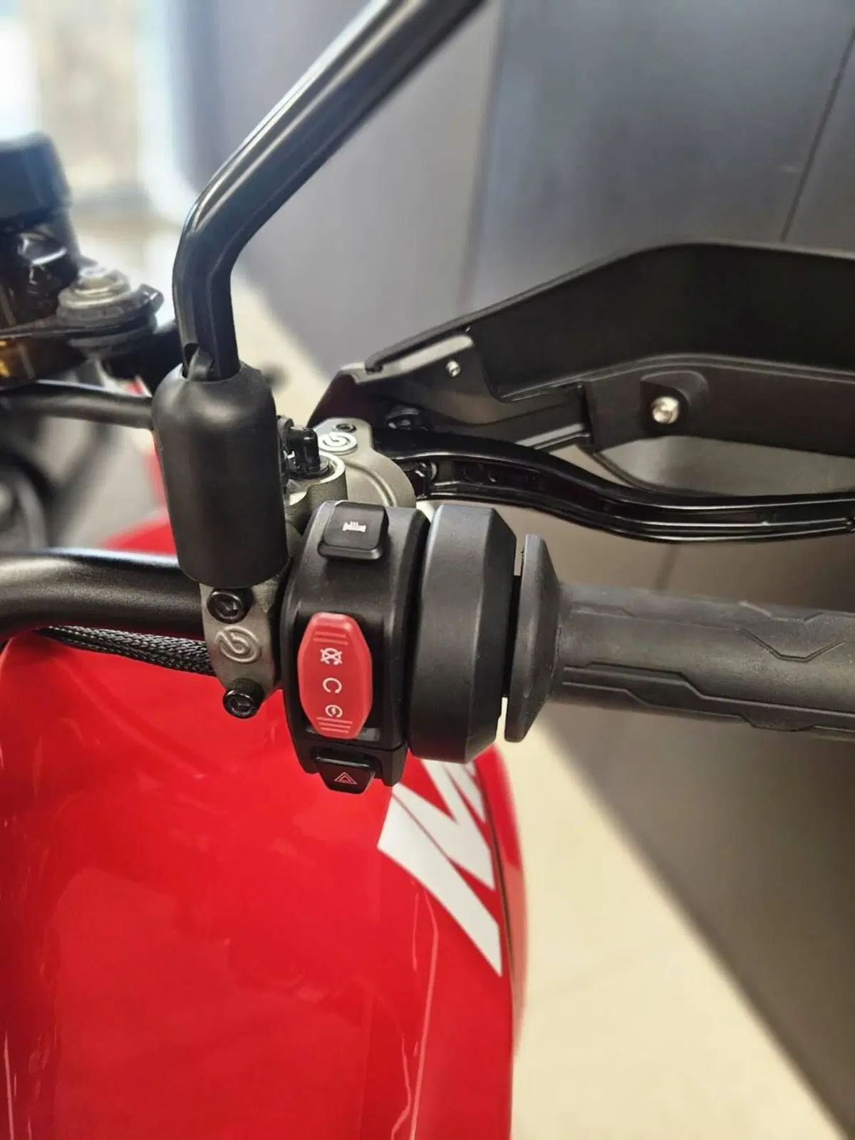 Moto Morini X-Cape 1200 (2026) (5)