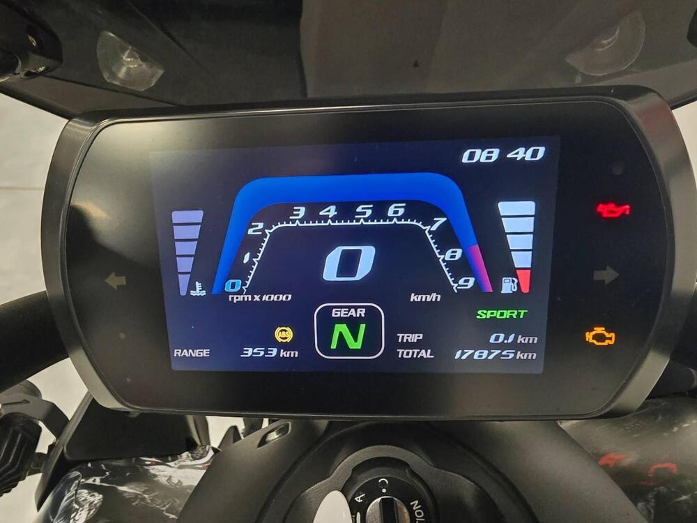 MBP C1002V (2023 - 24) (5)