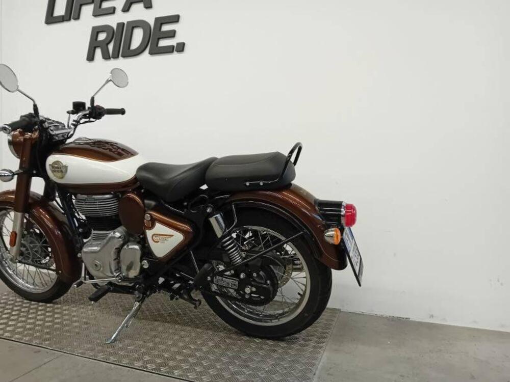 Royal Enfield Classic 350 (2021 - 25) (5)