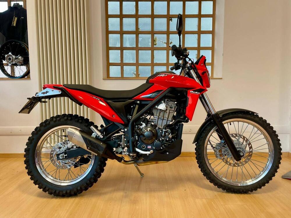 Betamotor Alp 4.0 (2024 - 25)