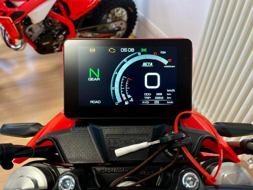 Betamotor Alp 4.0 (2024 - 25) (5)